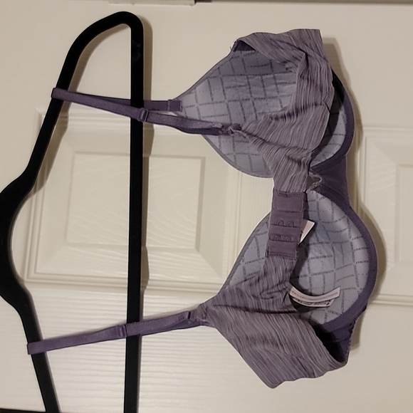 Victoria secret uplift semi demi bra - Picture 2 of 3